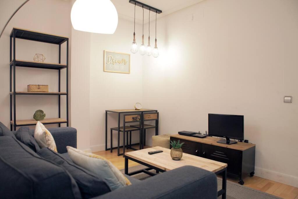 Cozy 2 Bedrooms In Chamberi Apartment Madrid